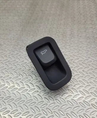 Audi A8 S8 D4 4H Tailgate opening switch 4H0959831A