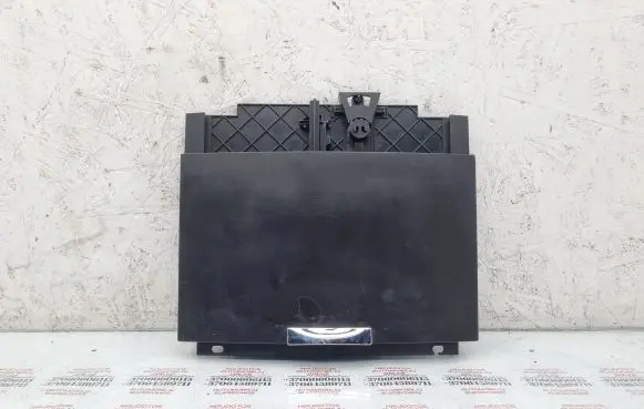 Volkswagen Touareg I Car ashtray 7L6857961B