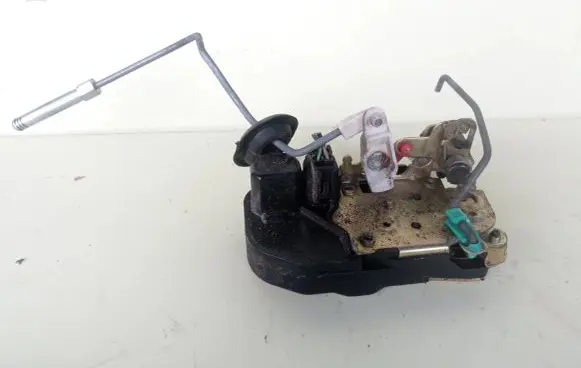 Chrysler 300 - 300C Rear door lock