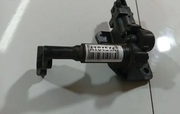 Chrysler Voyager Vent window/glass motor 04717606AB