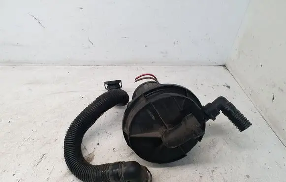 Audi A4 S4 B8 8K Secondary air pump 06A959253B
