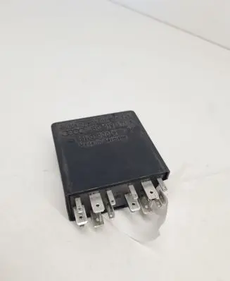 Audi A6 S6 C5 4B Other relay 4B0919471A 5KG00656805 393