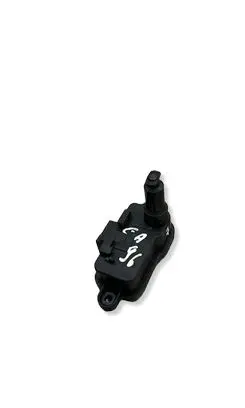 Audi A6 S6 C7 4G Fuel tank cap lock motor 4L0862153D