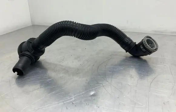 BMW 5 E60 E61 Engine coolant pipe/hose 7600075