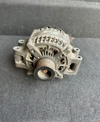BMW X3 F25 Generator/alternator 7591529 759152903