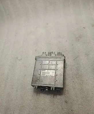 Volkswagen PASSAT B5 Engine control unit/module 028906021CE 0281001425