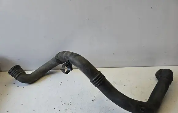 Opel Astra K Coolant pipe/hose 39017739