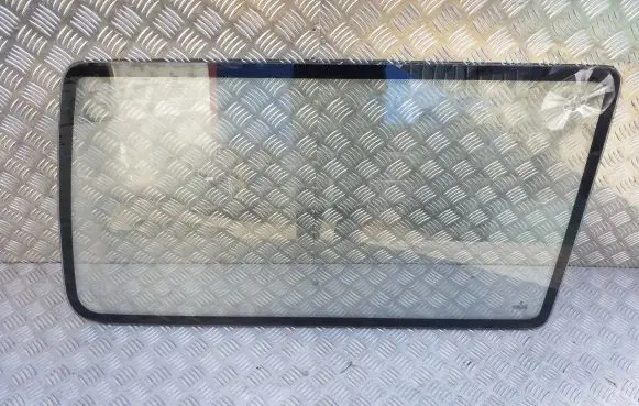 Volkswagen Transporter - Caravelle T4 Rear side window