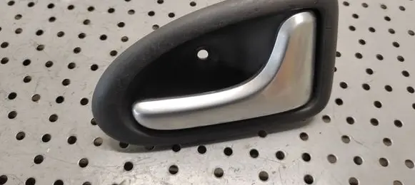 Renault Scenic I Rear door interior handle 8200028995 99035101