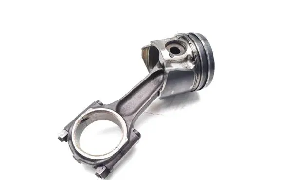 Fiat Scudo Piston with connecting rod RHK