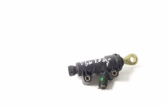 BMW 3 E90 E91 Clutch master cylinder 6758822