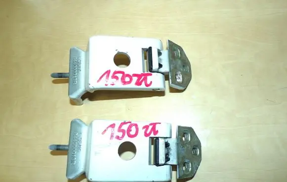Renault Master II Rear door hinge set 844000013R