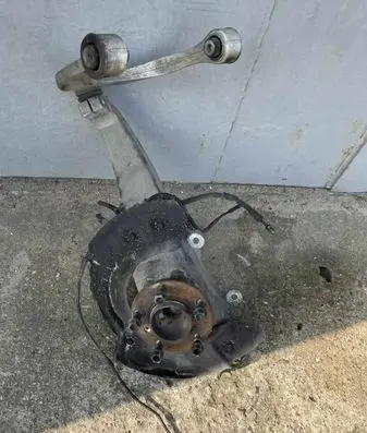 BMW 7 F01 F02 F03 F04 Front wheel hub spindle knuckle