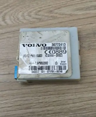 Volvo V70 Alarm control unit/module 30772413 PW9UA5823 5644A3MS23