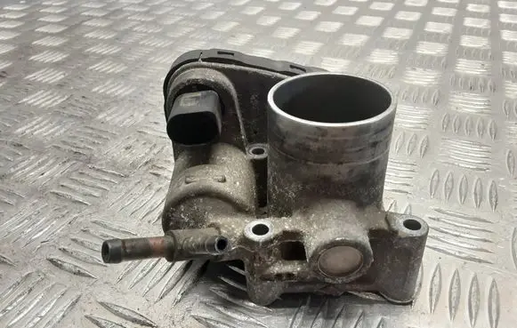 Skoda Fabia Mk1 (6Y) Throttle valve 047133062 5WS02090