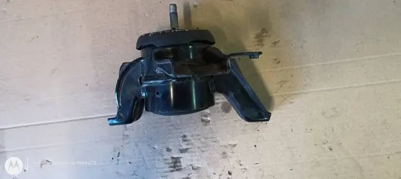 KIA Optima Engine mount bracket 21814C1000