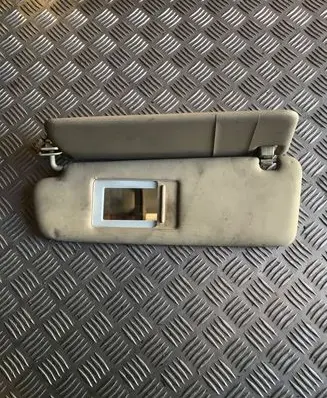 Volkswagen Touareg I Sun visor