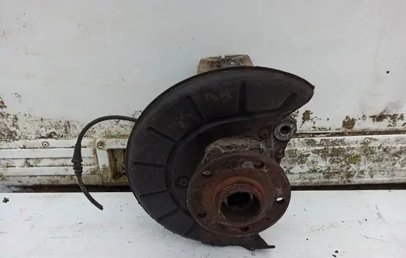 Volkswagen Sharan Front wheel hub