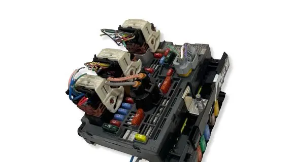 Peugeot Expert BSM Control unit 9675878780