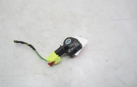 Volkswagen PASSAT B8 Airbag deployment crash/impact sensor 3Q0959351A