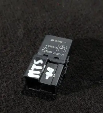 Mitsubishi Space Star Other relay MB953382 005222A A1001X7