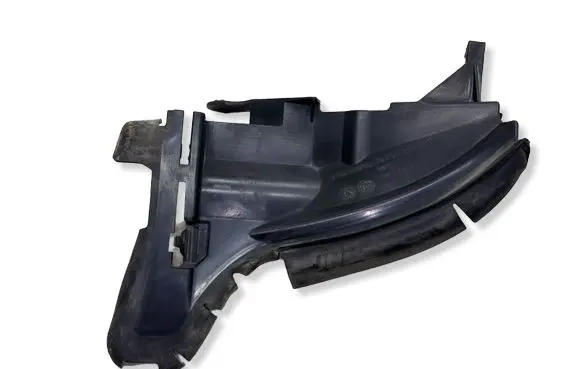 Volvo V70 Intercooler air guide/duct channel 30796390