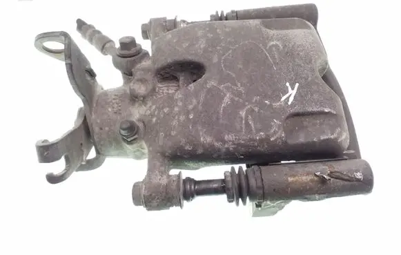 Opel Insignia A Rear brake caliper