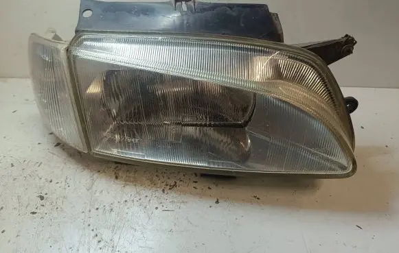 Peugeot Partner Headlight/headlamp