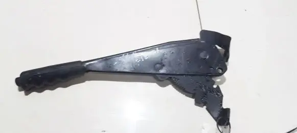 Handbrake/parking brake lever assembly
