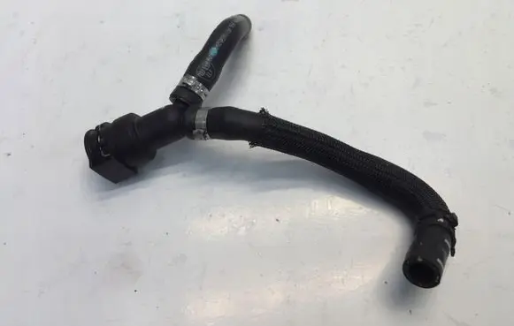 Opel Grandland X Engine coolant pipe/hose GM000035B