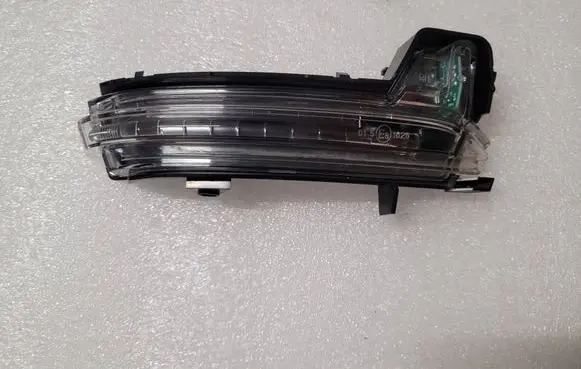 Skoda Karoq Mirror indicator light 565949102
