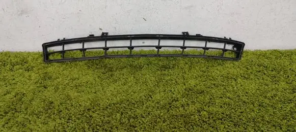 Opel Meriva B Front bumper lower grill 13378395