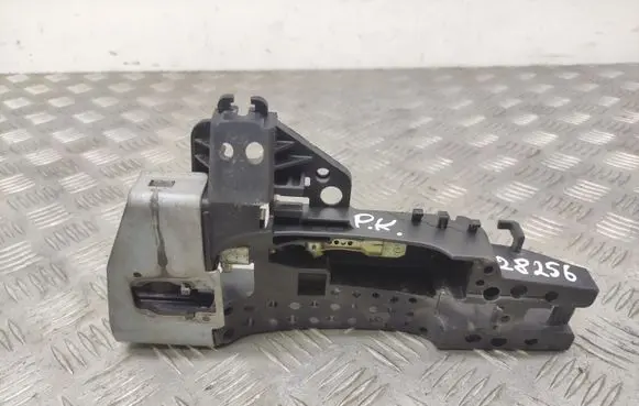 Audi A4 S4 B8 8K Front door exterior handle/bracket 8T01837885