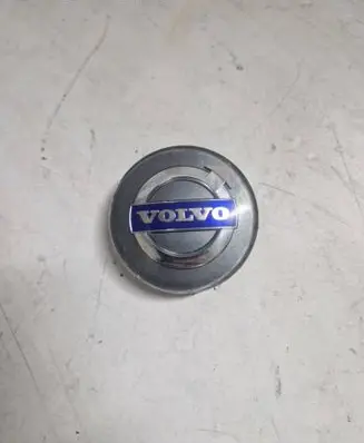 Volvo V70 Original wheel cap 30666913