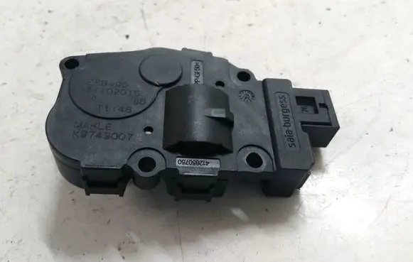 Land Rover Evoque I Air flap motor/actuator EFB490 K9749007