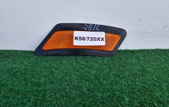 BMW 2 F22 F23 Front reflector 7848620