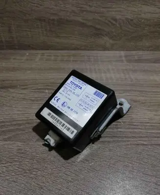 Toyota Corolla Verso AR10 Door control unit/module 897410F010 61B168000