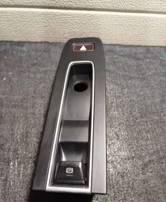 Porsche Macan (95B) Center console decorative trim 95B863042A