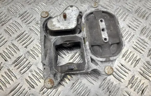 Audi A8 S8 D4 4H Gearbox mount 4G0399153T