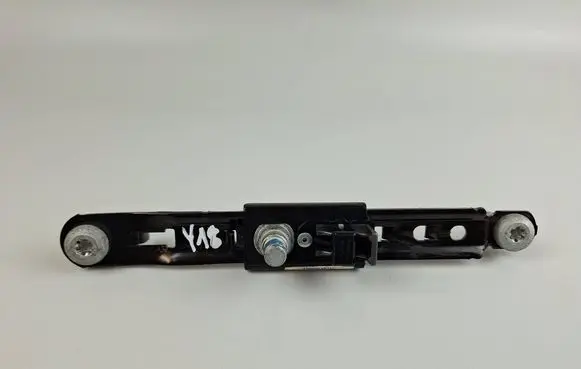 Alfa Romeo Stelvio Seat belt adjustment motor 68102536AB