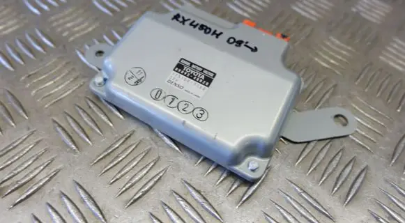Lexus RX III Battery control module 8989248020