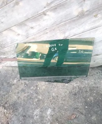 Peugeot 5008 Rear door window glass
