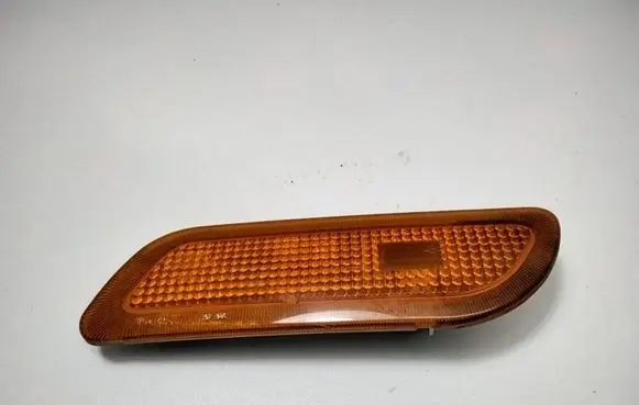 Mercedes-Benz CLK A208 C208 Front fender indicator light 2088200121 9EL00761901