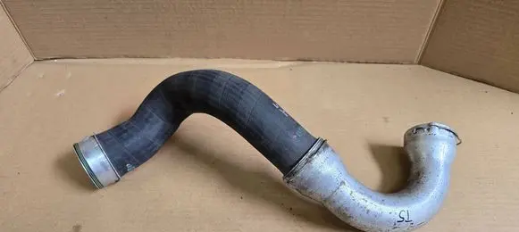 Volkswagen Transporter - Caravelle T5 Intercooler hose/pipe 7H0
