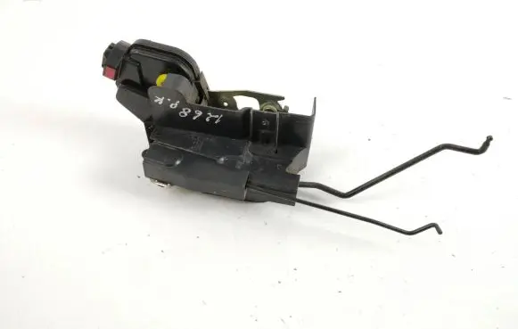 Hyundai Terracan Front door lock