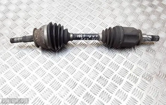 Nissan Pathfinder R52 Front driveshaft