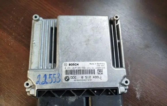 BMW 3 E90 E91 Engine control unit/module 8512499 0281017551