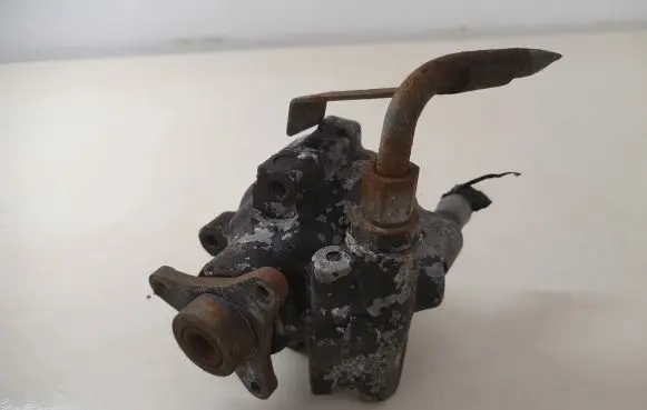 Opel Vivaro Power steering pump