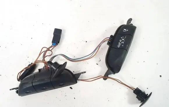 Opel Zafira A Steering wheel buttons/switches 1572230701