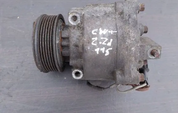 Mitsubishi Outlander Air conditioning (A/C) compressor (pump) 7813A426 AKS200A413D